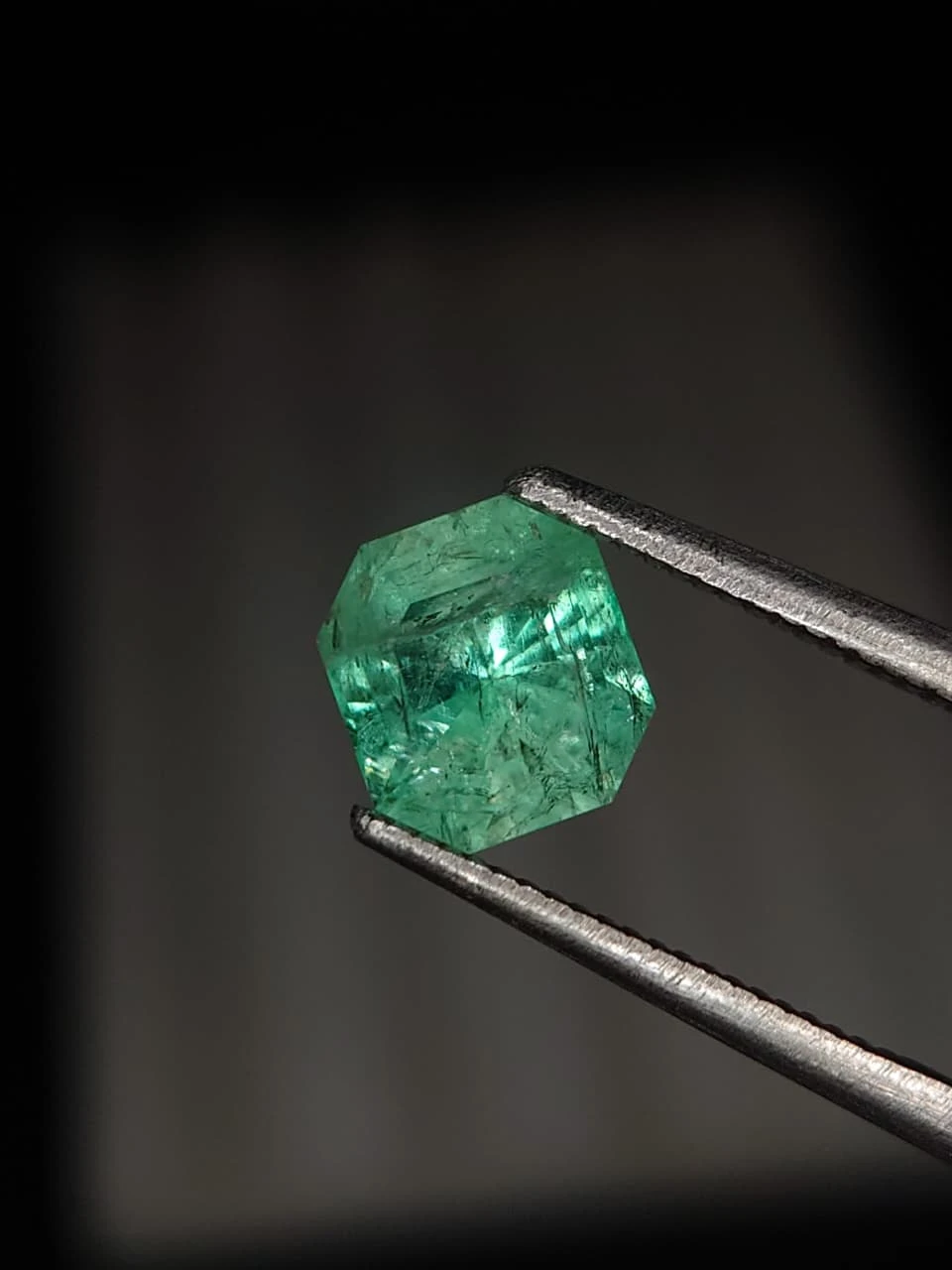 1.2ct Natural Radiant Faceted Emerald from Afghanistan — view 1